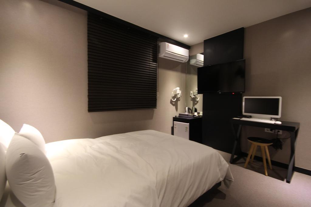 Design Hotel Xym Ульсан Екстер'єр фото