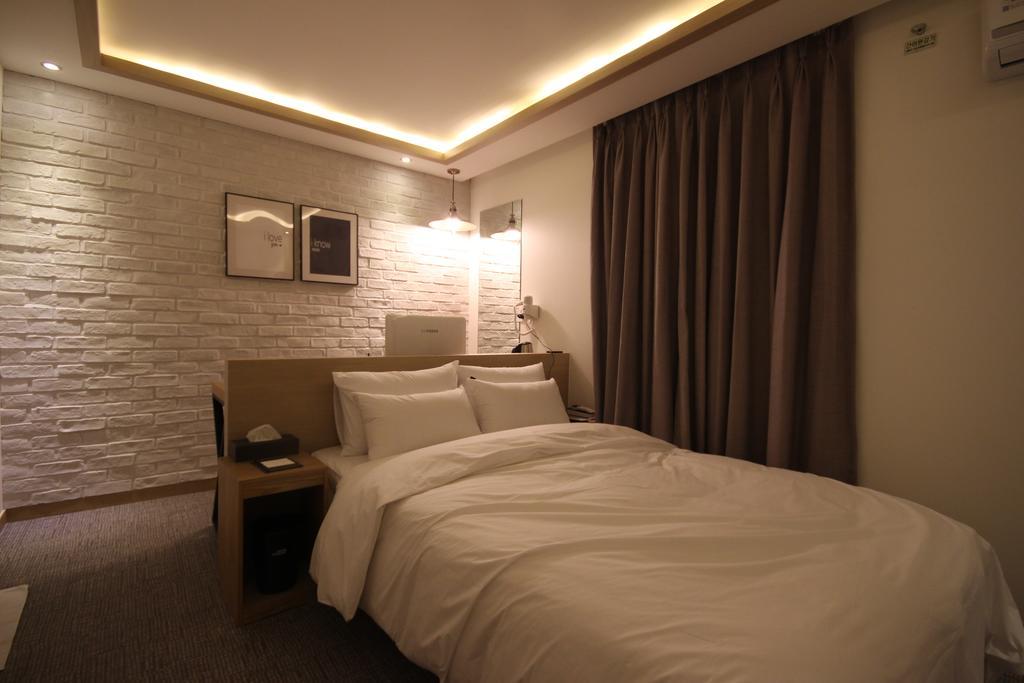 Design Hotel Xym Ульсан Екстер'єр фото